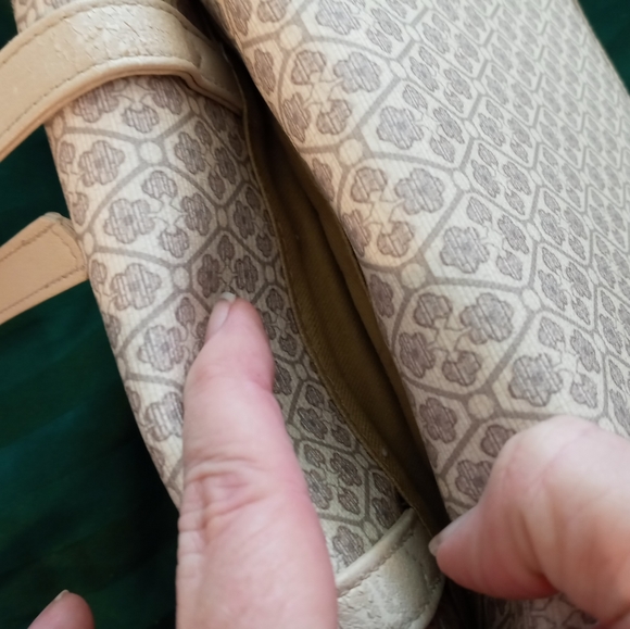 Liz Claiborne crossover vintage handbag s - Picture 6 of 9